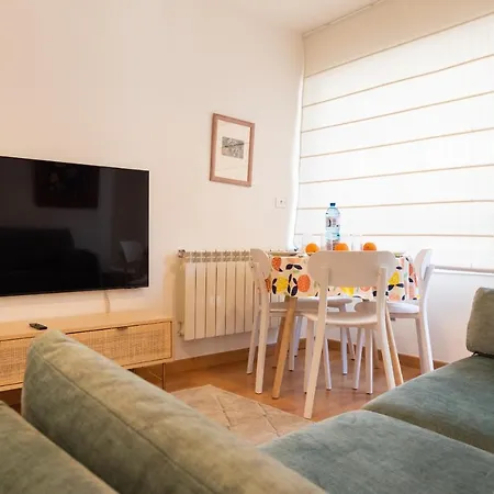 דירה Elegante Apt. P/4 En El Centro De C/wifi ויגו