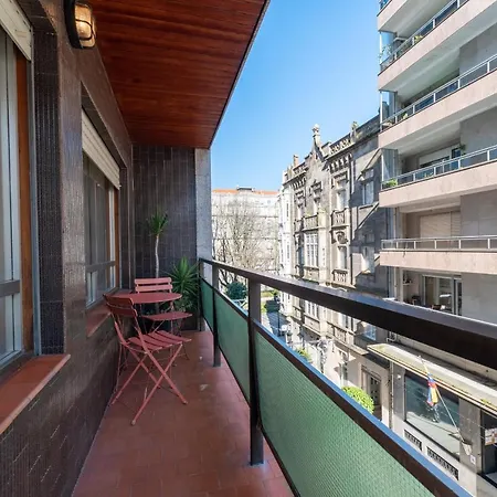 Elegante Apt. P/4 En El Centro De C/wifi 公寓 比戈